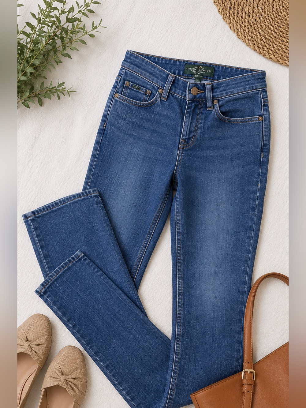 Lauren Ralph Lauren Petite Straight Leg Jeans Size 12P Medium Wash Stretch Denim